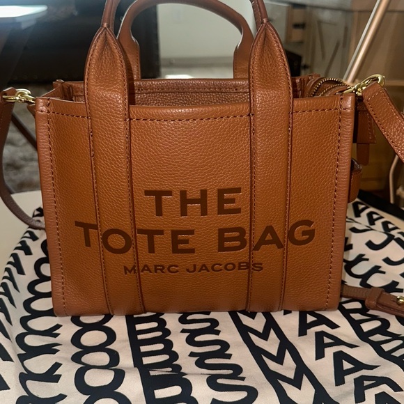 Marc Jacobs Brown Small Leather Tote Bag - Picture 1 of 4
